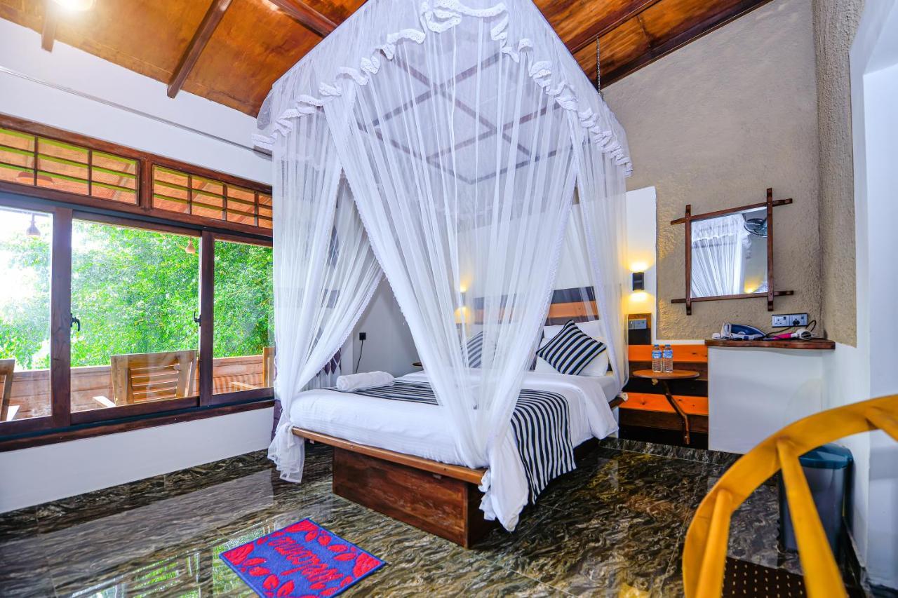 Bed and Breakfast Royal Mount Ella Exterior foto