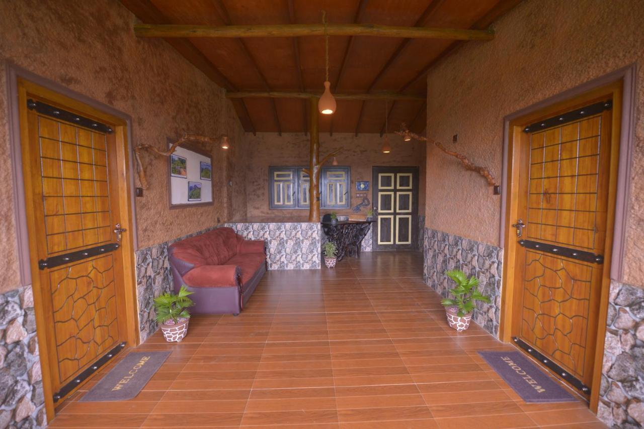 Bed and Breakfast Royal Mount Ella Exterior foto